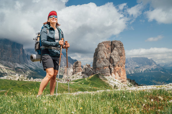 A Woman’s Guide On How To Choose A Hiking Hat 